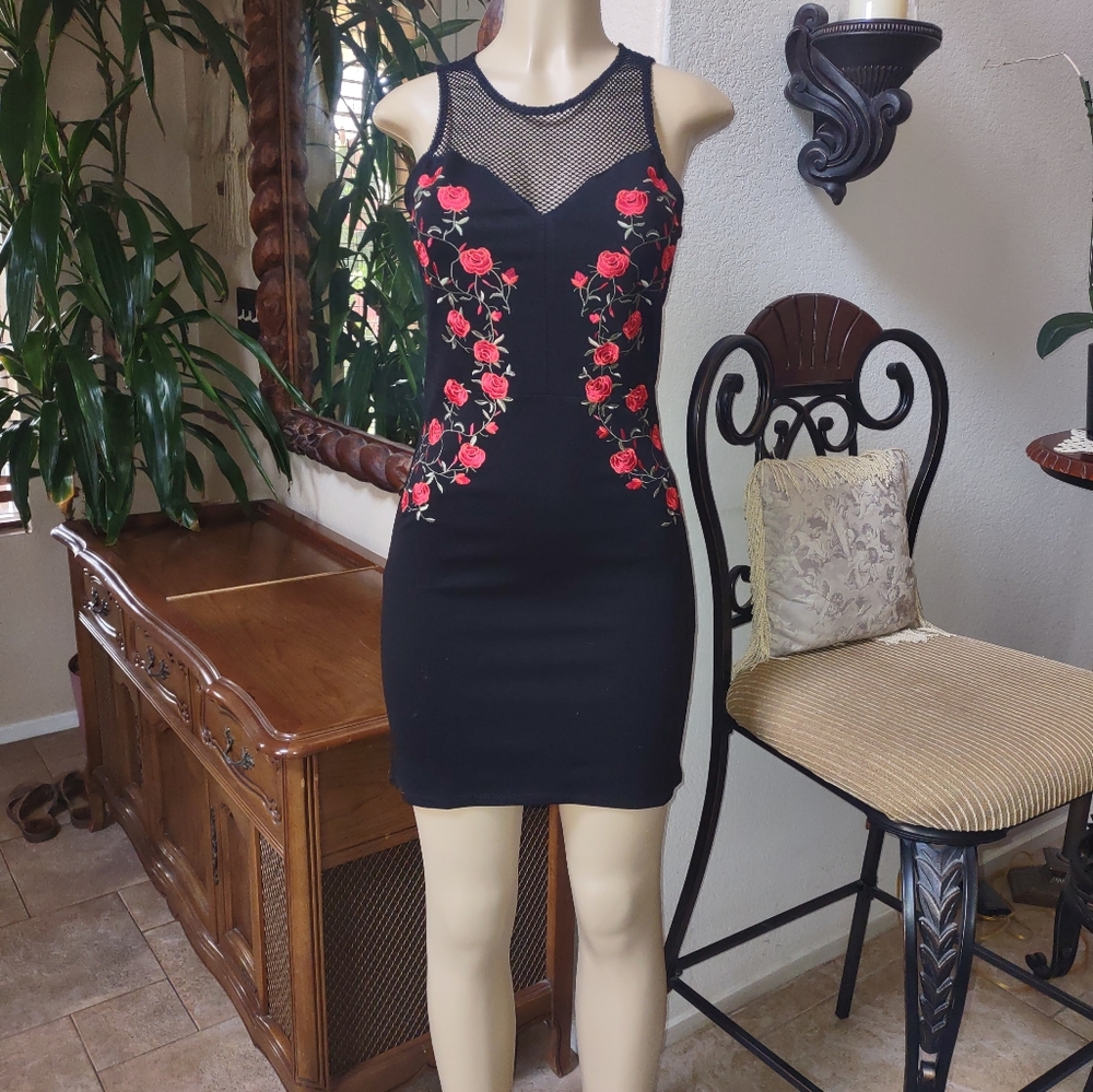 Black Sleeveless Halter Bodycon Mini Dress